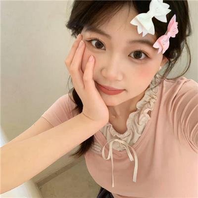 伴游女王